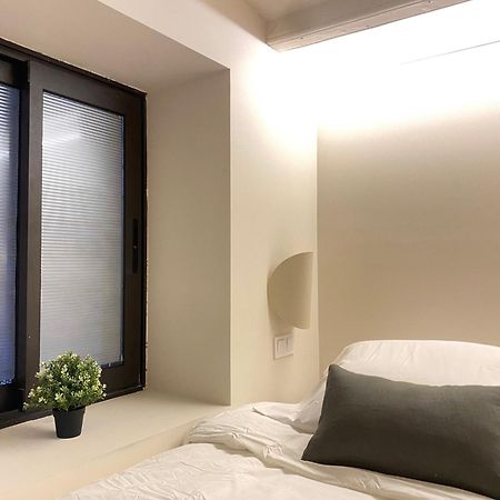 Unique Living Born Apartments & Studios 바르셀로나 외부 사진