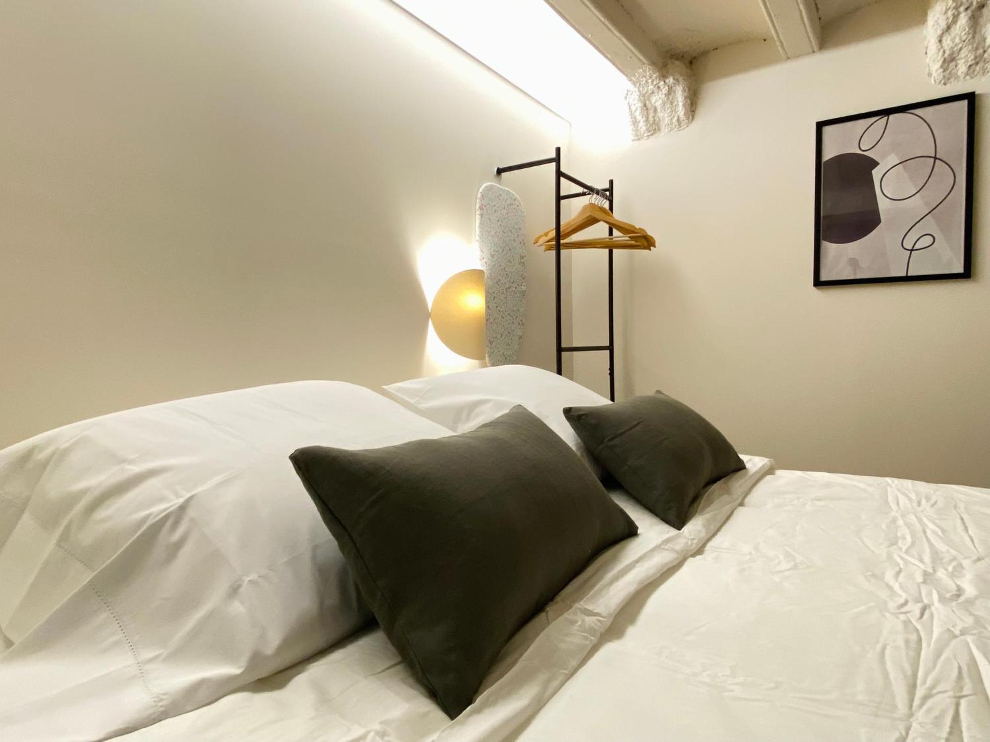 Unique Living Born Apartments & Studios 바르셀로나 외부 사진