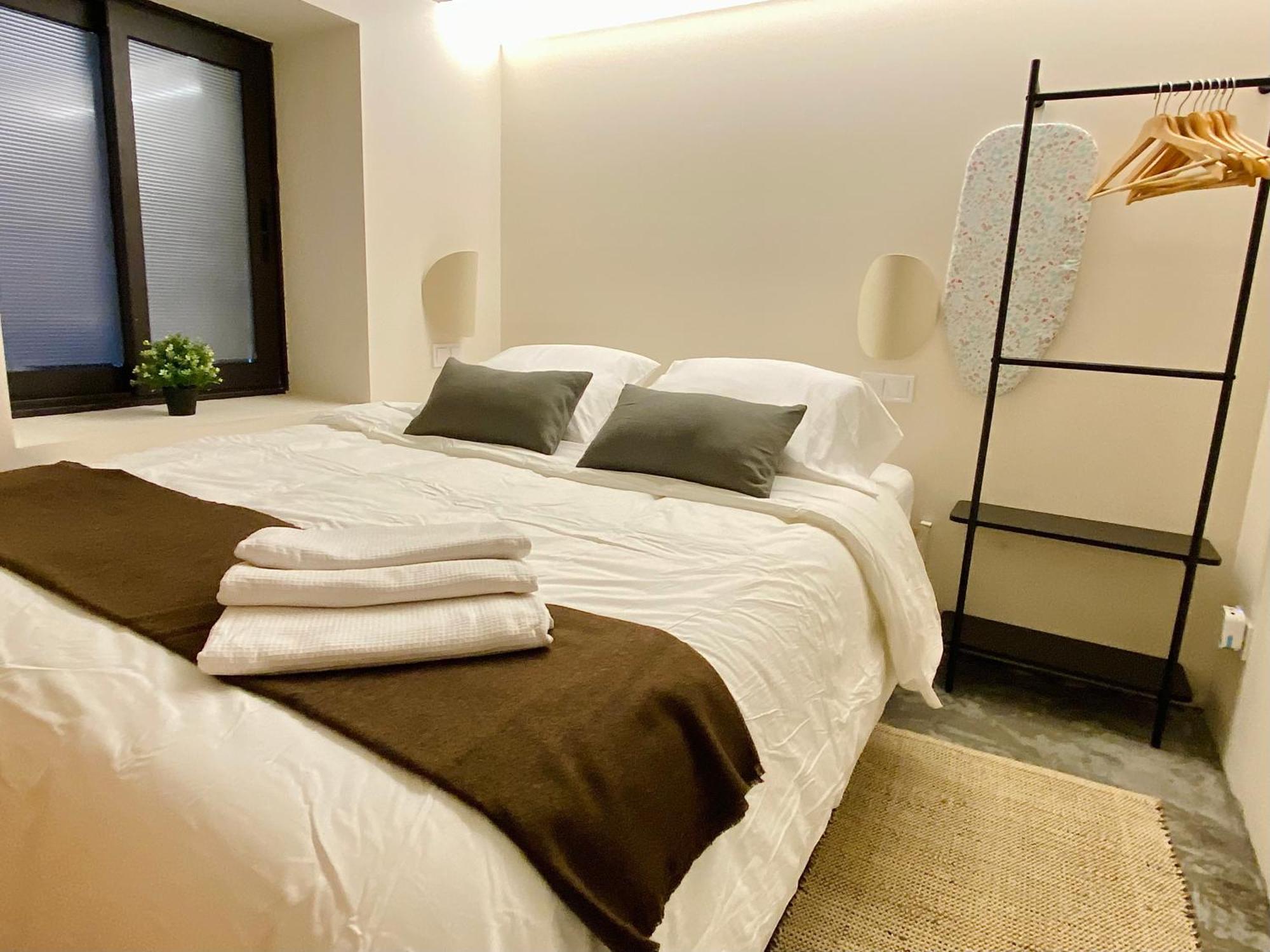 Unique Living Born Apartments & Studios 바르셀로나 외부 사진